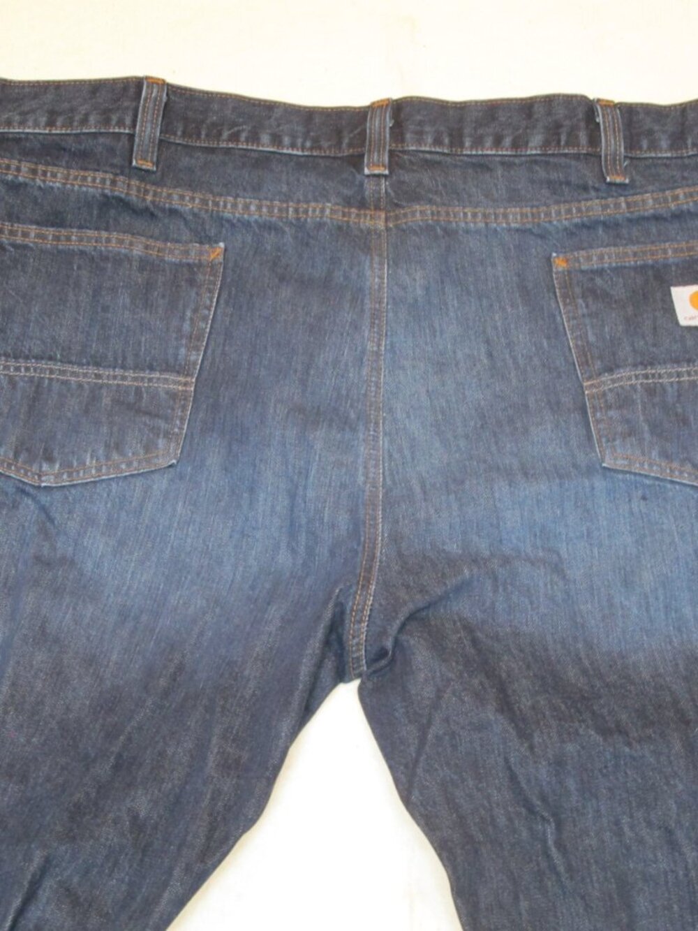 Men's Carhartt Relaxed Straight Jean Size 48x32 (54) - Picture 2 of 5